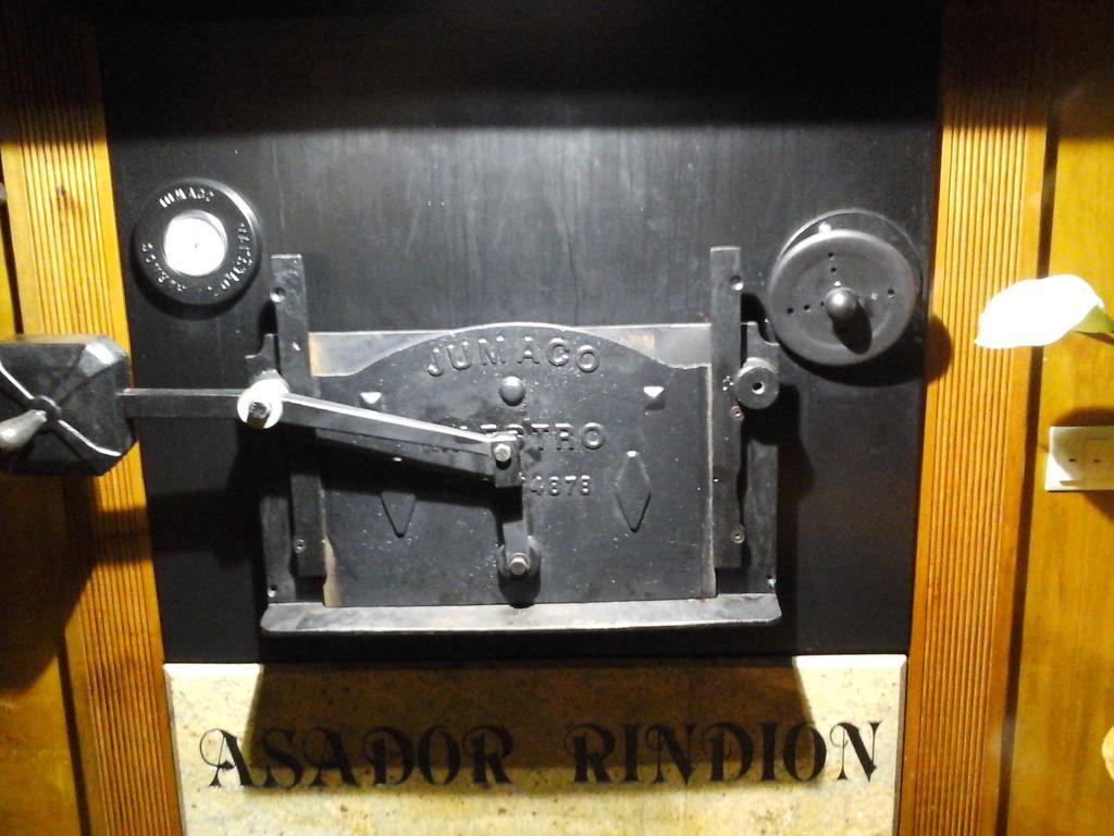 Hotel Asador Rindion Tineo Εξωτερικό φωτογραφία